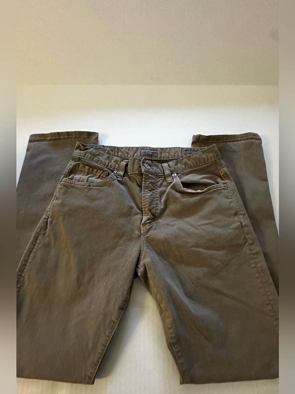 Citizens Of Humanity Straight Jeans in Khaki